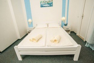 Postelja Lesy - 160x200 Bela