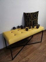 Rumena, črni gumbi, črno podnožje