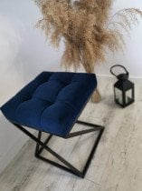 Modra, črno podnožje