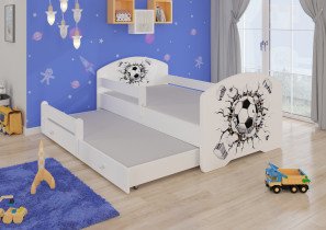 ADRK - Otroška postelja Pepe II grafika z dodatnim ležiščem - 70x140 cm z ograjico