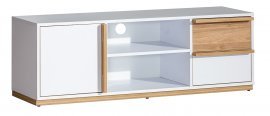 TV regal Evado E4