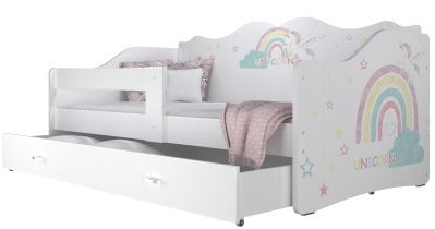 neli_unicorn_białe tło