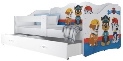 neli_super pieski_białe tło