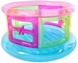 Napihljiv trampolin za otroke