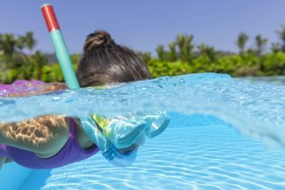 Chomik - Maska z dihalno cevjo za potapljanje - BES24018