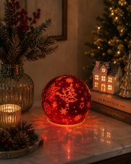 Božični okrasek – rdeča steklena LED-krogla, fi 12 cm *3172