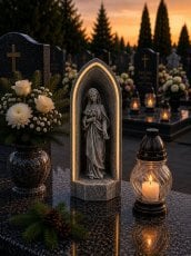 Kipec Marije v kapelici z LED-osvetlitvijo - DED9976