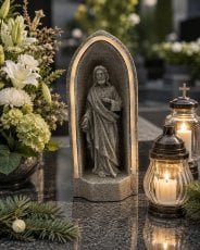 Figura Jezusa v kapelici z LED-osvetlitvijo - DED0002