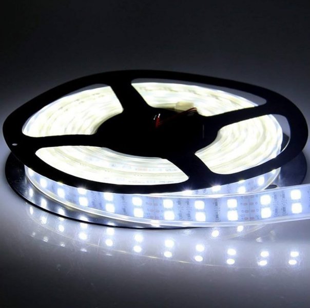 PKMebel - LED osvetlitev za TV komoda Logan